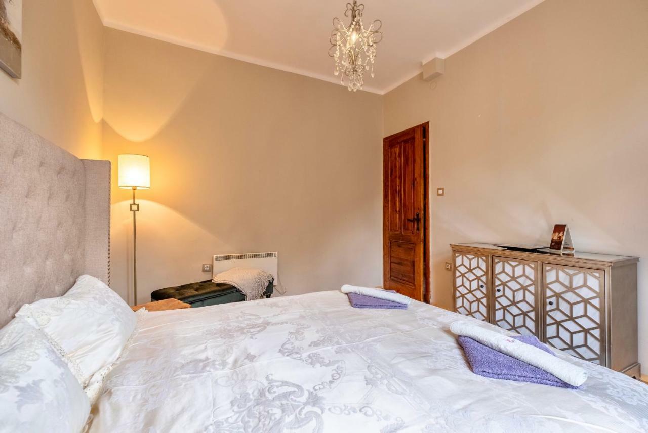 City Center Design 3 Bedroom Apartment Σόφια Εξωτερικό φωτογραφία