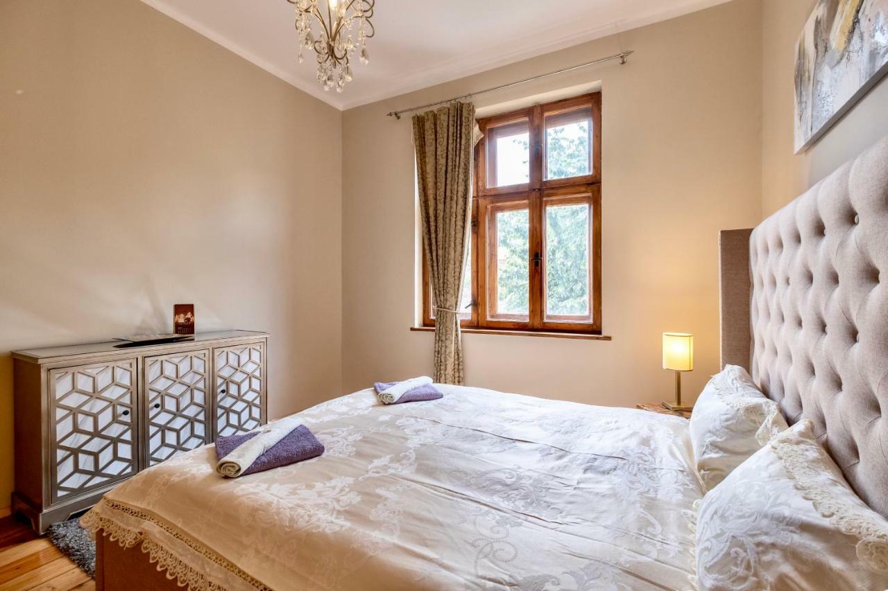 City Center Design 3 Bedroom Apartment Σόφια Εξωτερικό φωτογραφία